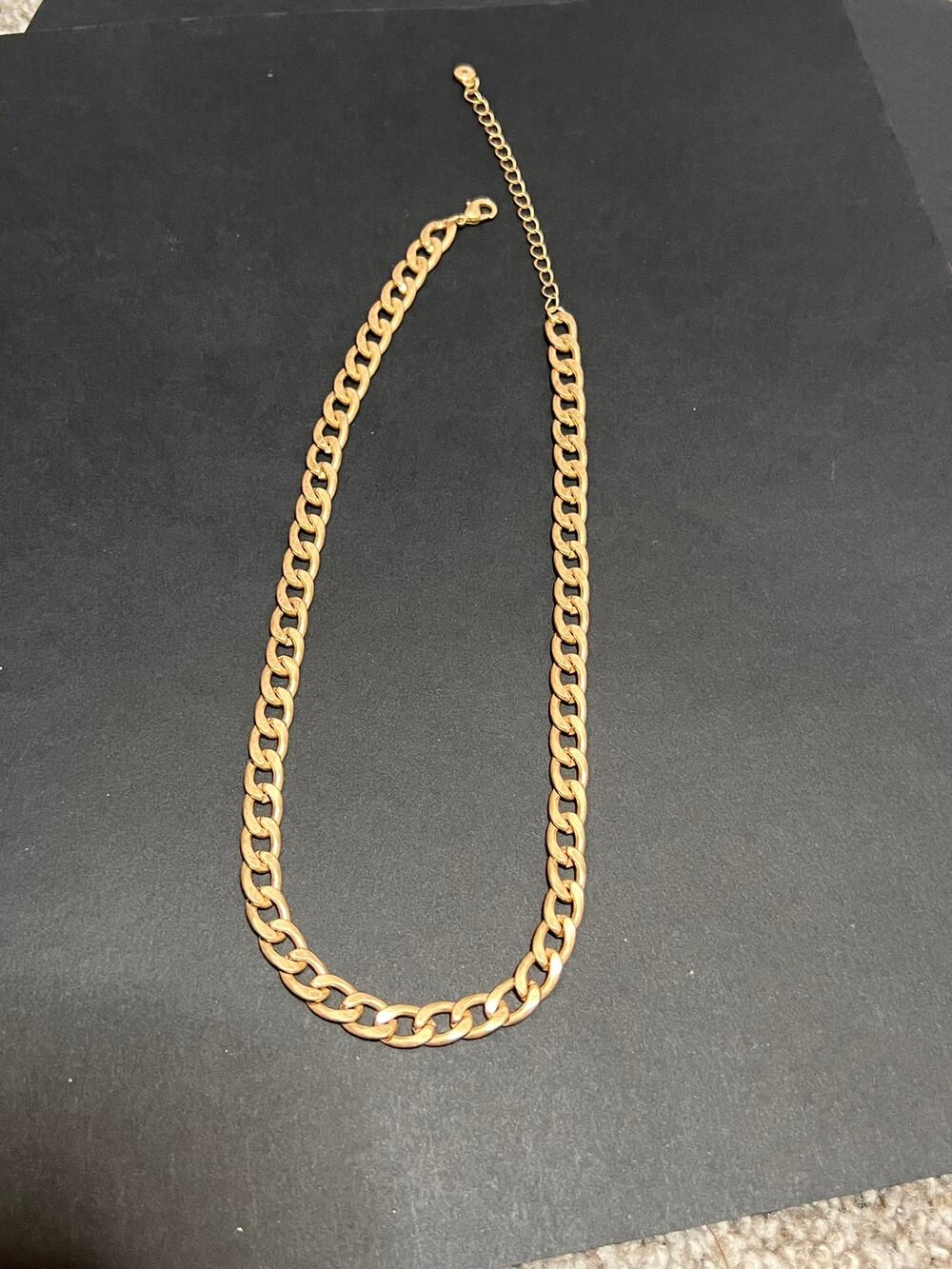 Aura Unisex 16" Flat Curb Link Chain Necklace Waterproof & Tarnish Free NWT